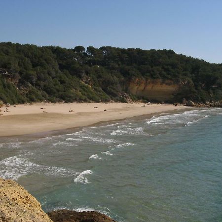 Hostal 977 Tarragona Luaran gambar