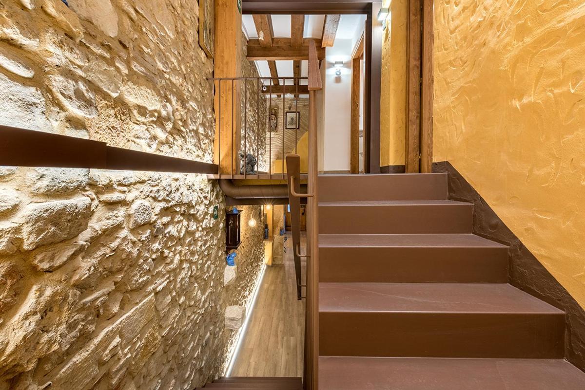 Hostal 977 Tarragona Luaran gambar