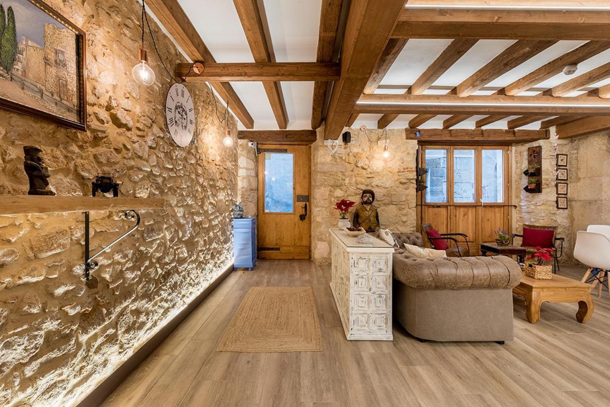 Hostal 977 Tarragona Luaran gambar
