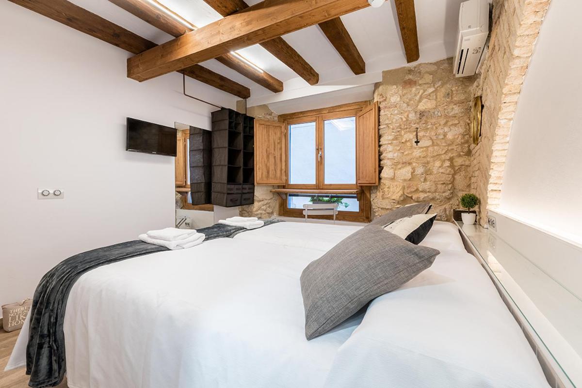 Hostal 977 Tarragona Luaran gambar