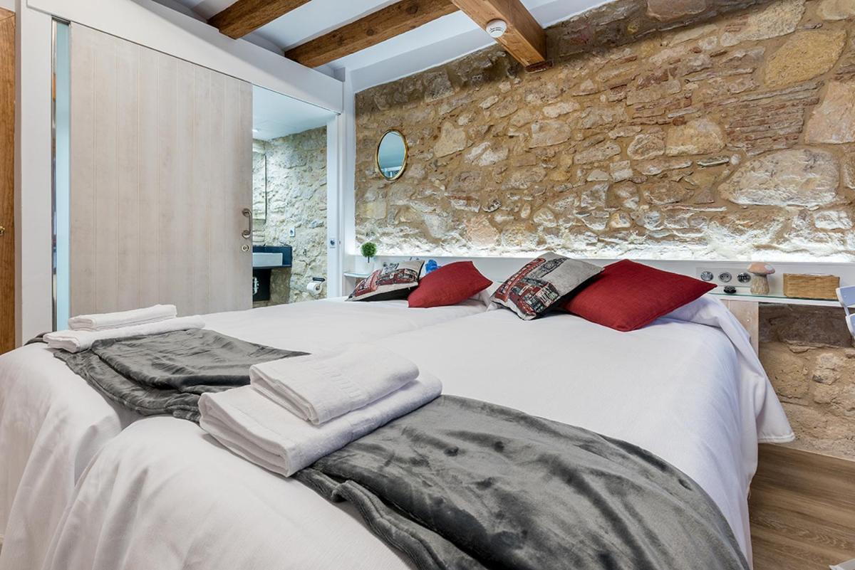 Hostal 977 Tarragona Luaran gambar