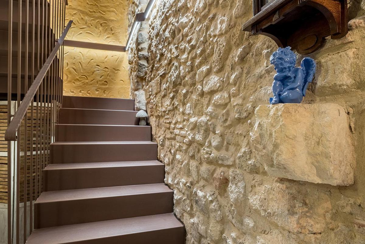 Hostal 977 Tarragona Luaran gambar