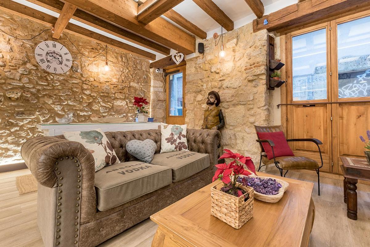 Hostal 977 Tarragona Luaran gambar