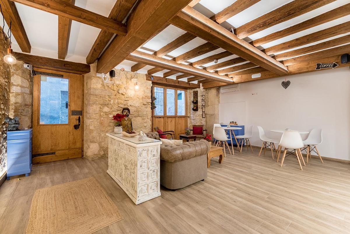 Hostal 977 Tarragona Luaran gambar