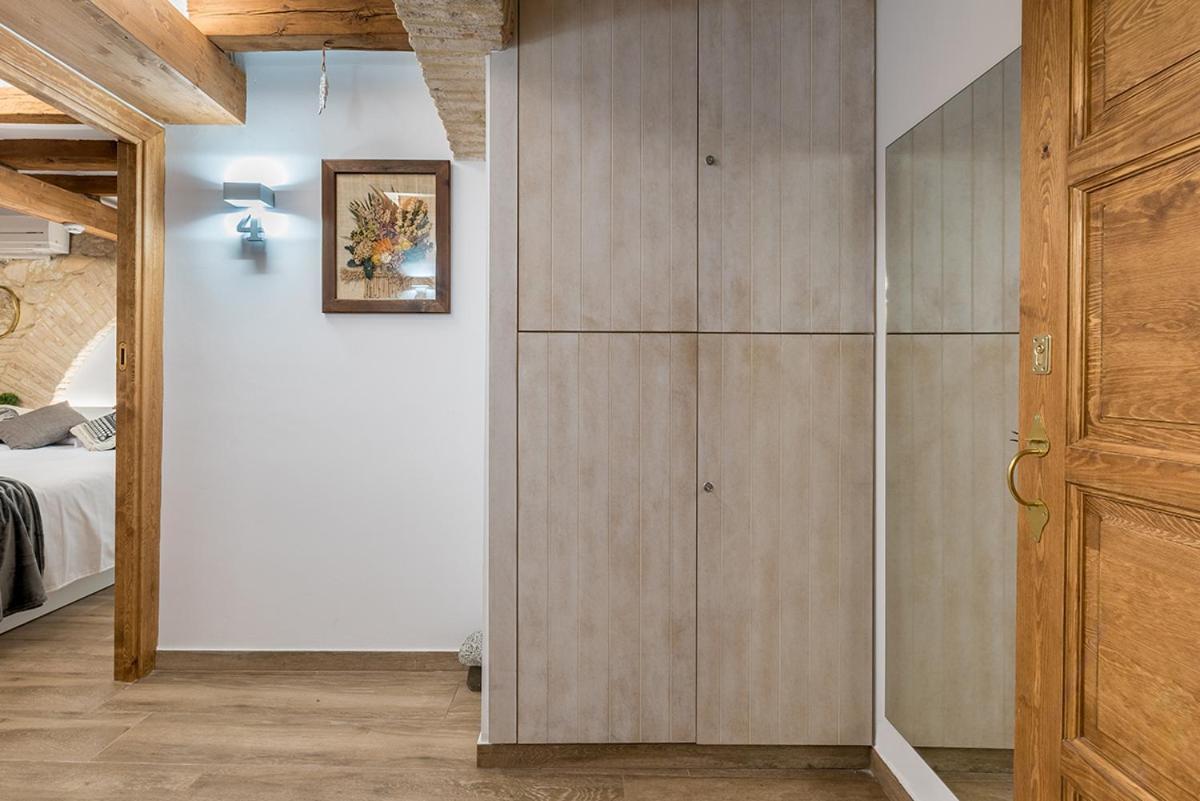 Hostal 977 Tarragona Luaran gambar
