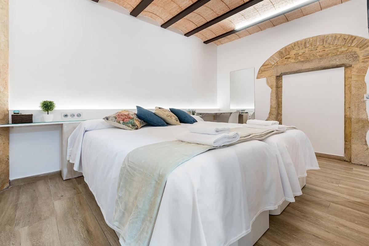 Hostal 977 Tarragona Luaran gambar