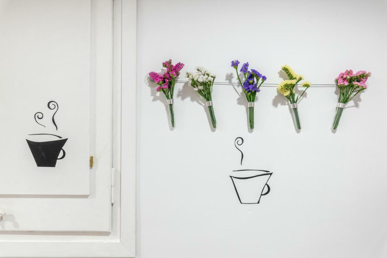 Hostal 977 Tarragona Luaran gambar